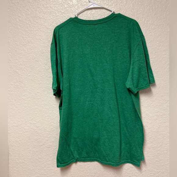 PHILLY DRINKING TEAM Men's Green T-Shirt - Picture 12 of 15